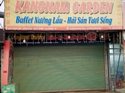 Vừa mang ra b&agrave;n ăn, b&igrave;nh gas mini bất ngờ ph&aacute;t nổ - Ảnh 2.
