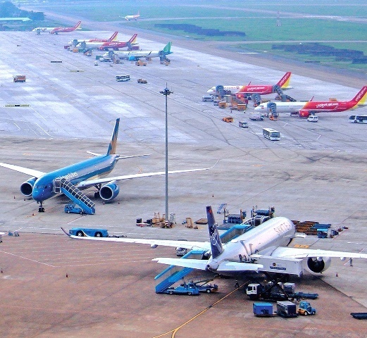 Lùi thời hạn nối lại nhiều đường bay đến Trung Quốc