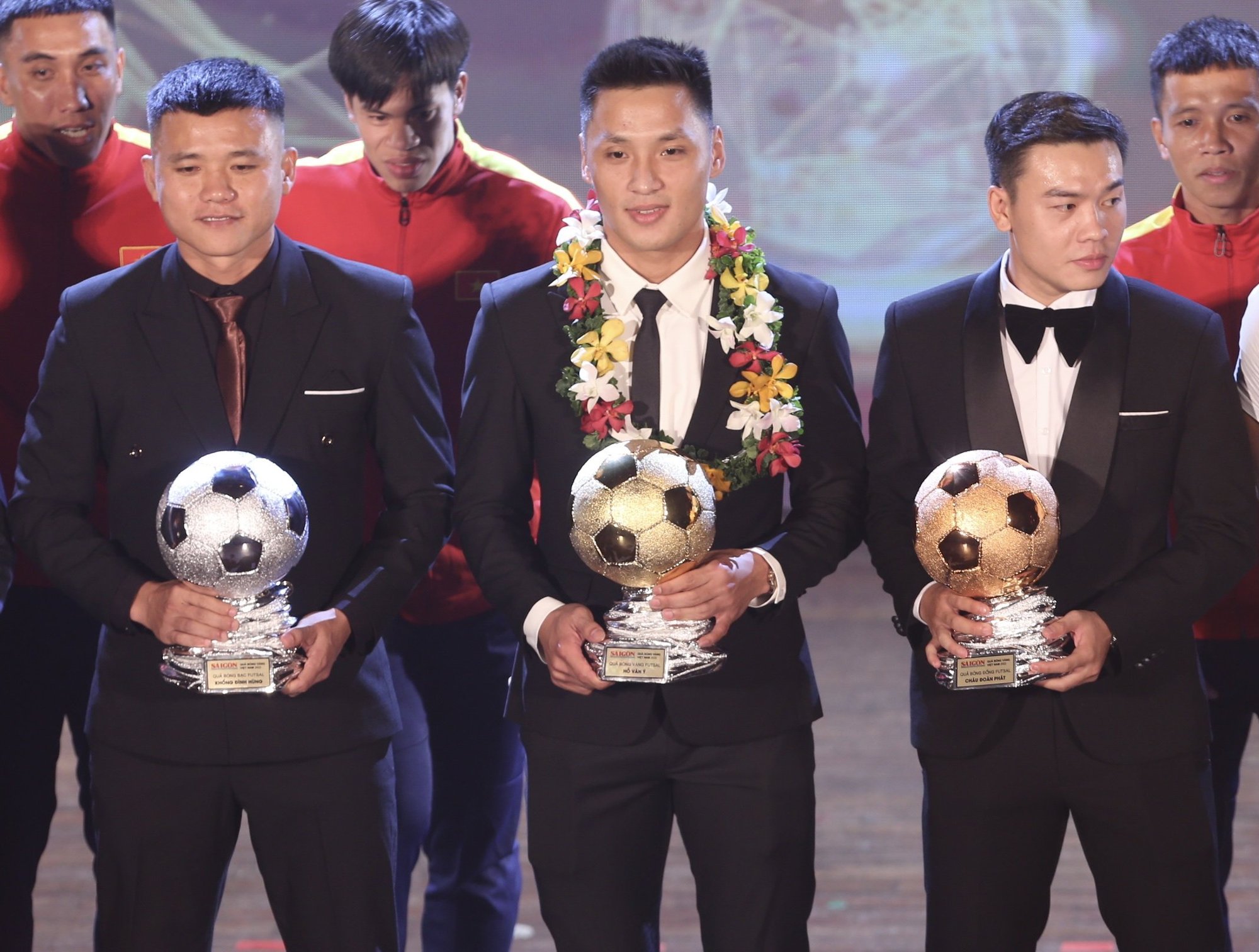 Văn Quyết, Huỳnh Như và Hồ Văn Ý đoạt Quả bóng vàng Việt Nam 2022 - Ảnh 3.
