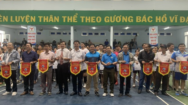 Sôi nổi hội thao chào mừng Ngày Thầy thuốc Việt Nam