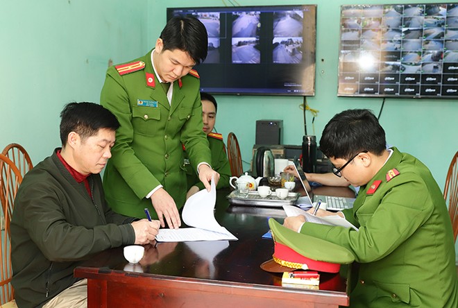 Bắt thêm một loạt lãnh đạo, cán bộ trung tâm đăng kiểm