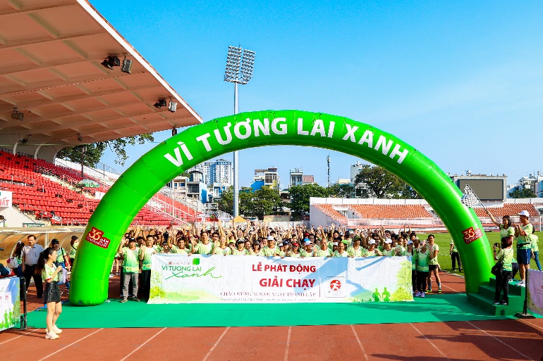 Agribank ph&aacute;t động giải chạy &ldquo;V&igrave; tương lai xanh&rdquo; tại TP HCM - Ảnh 1.