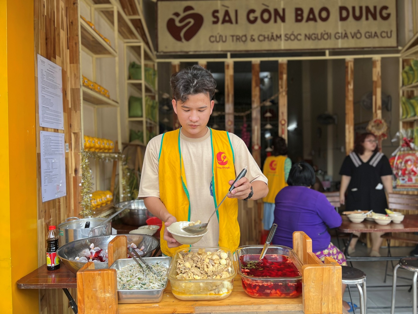 Thủ lĩnh trẻ Nguyễn Đắc Quý- sống như những phấn hoa - Ảnh 1.