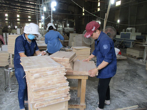 Đánh giá kỹ thông tin doanh nghiệp buộc phải bán cho nước ngoài do "đói vốn"