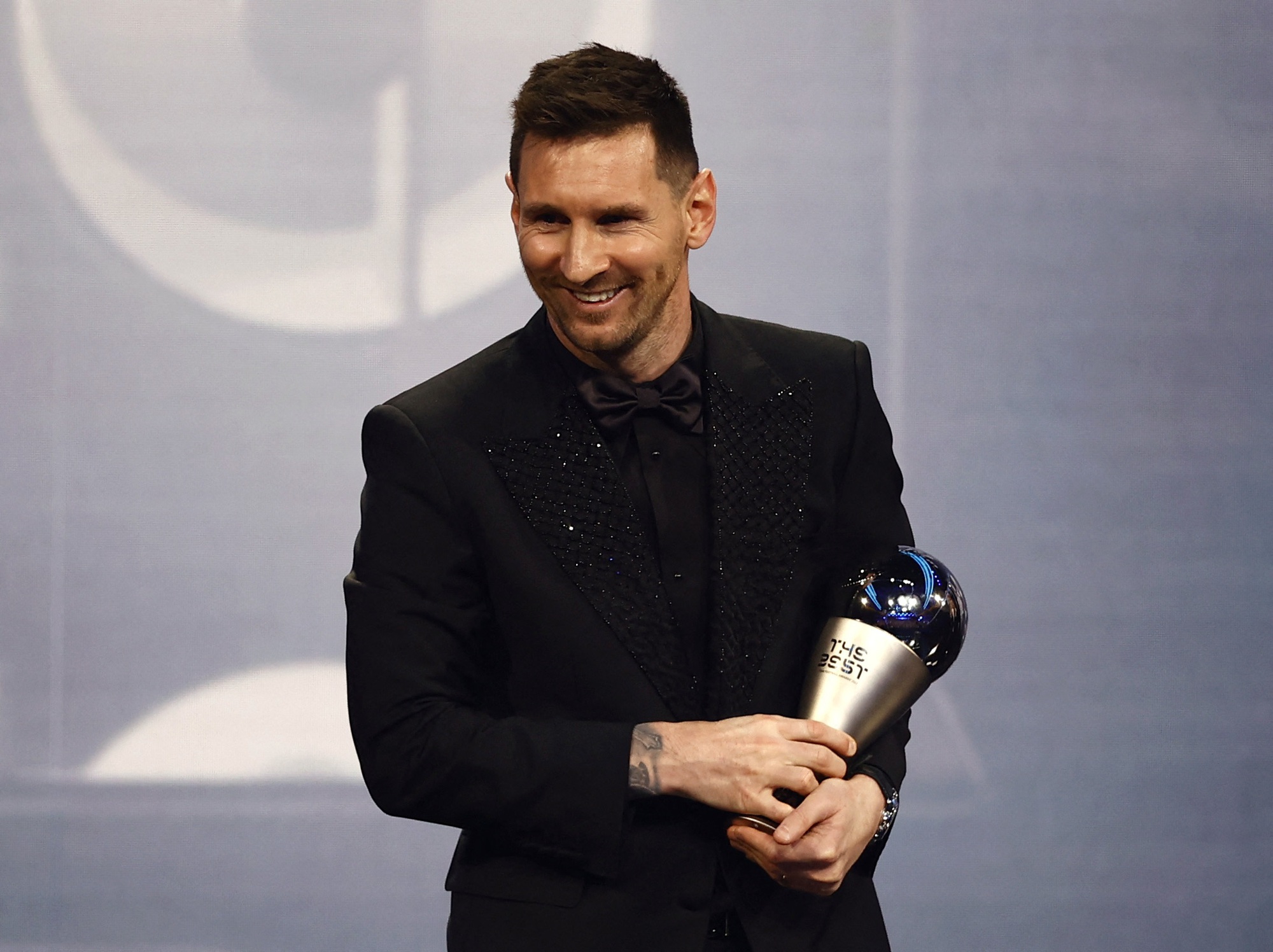 Messi giành giải thưởng FIFA The Best 2022, bùng nổ kỷ lục