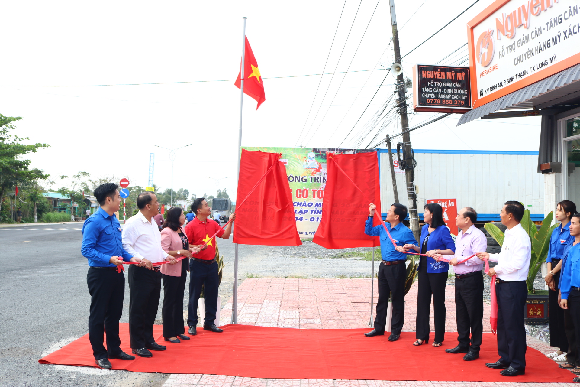 Khánh thành “Đường cờ Tổ quốc” thứ 2 tại Hậu Giang - Ảnh 4.