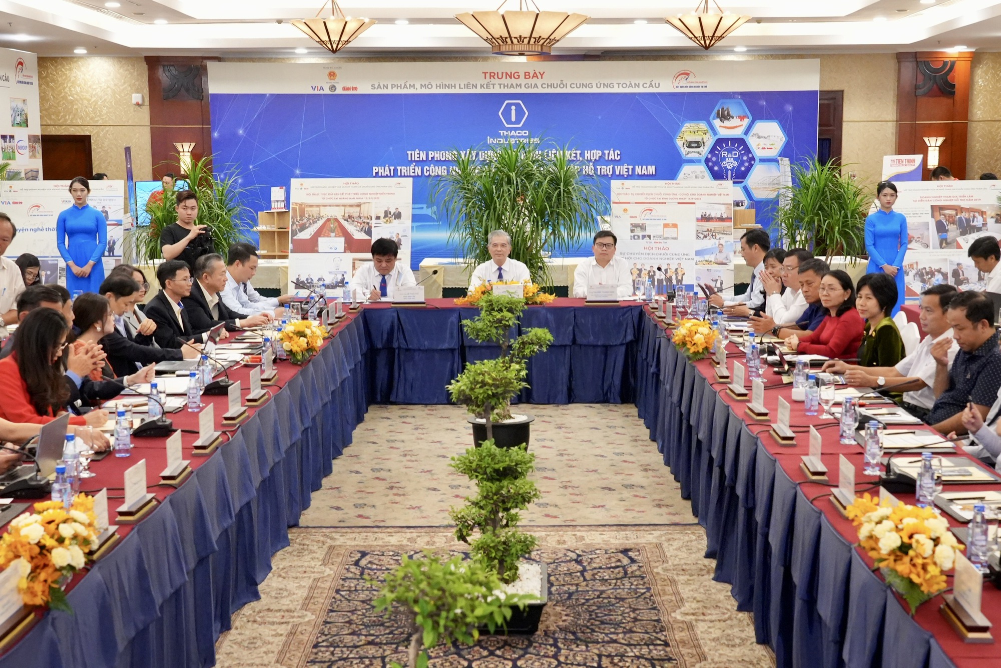 Cần x&acirc;y dựng Luật Ph&aacute;t triển C&ocirc;ng nghiệp - Ảnh 1.