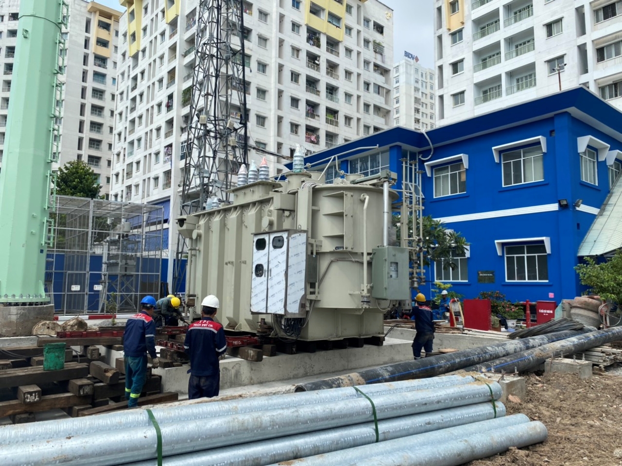TP HCM giải ngân đầu tư công cho 44 dự án lưới điện - Ảnh 1.