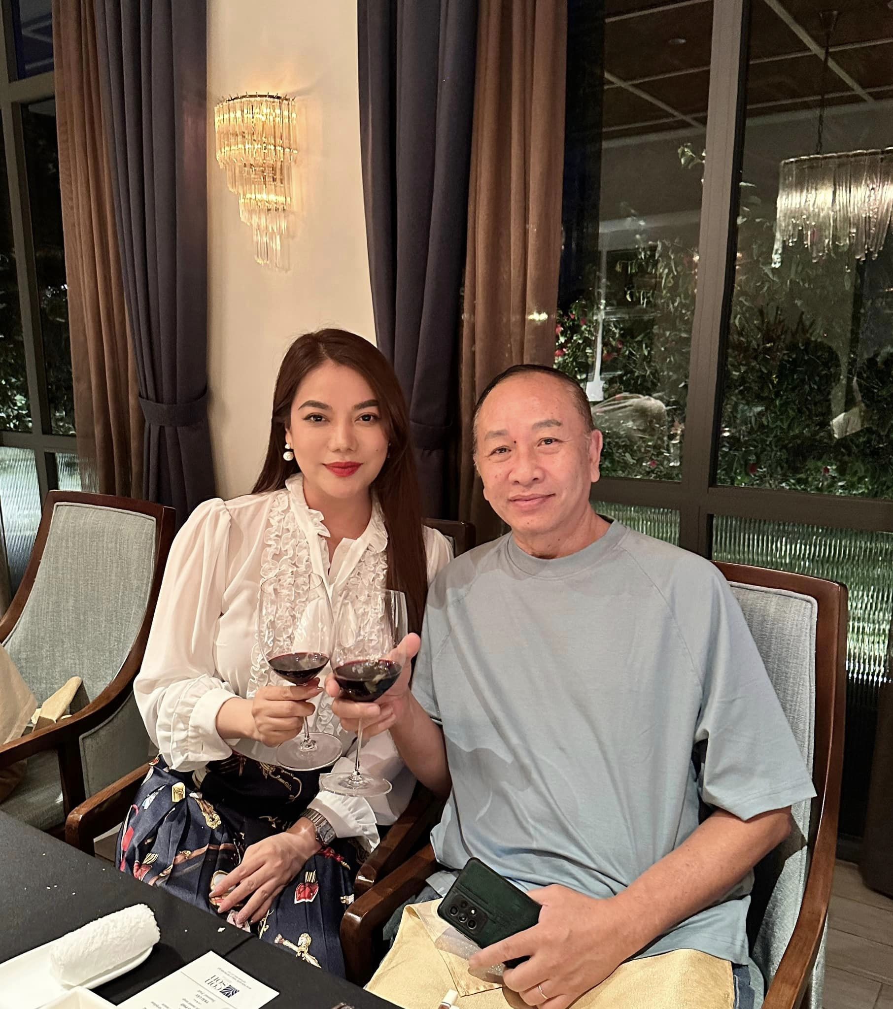 Trương Ngọc &Aacute;nh v&agrave; d&agrave;n sao &ldquo;Đồng tiền xương m&aacute;u&rdquo; tụ hội - Ảnh 8.