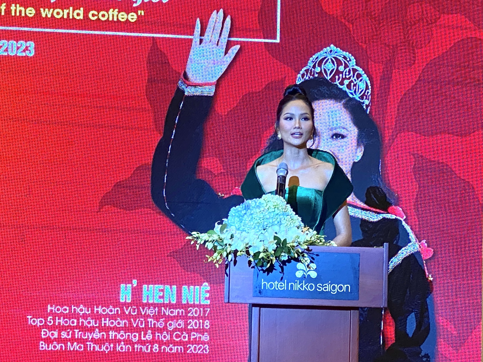Hoa hậu H’Hen Niê làm đại sứ Lễ hội Cà phê Buôn Ma Thuột lần 8