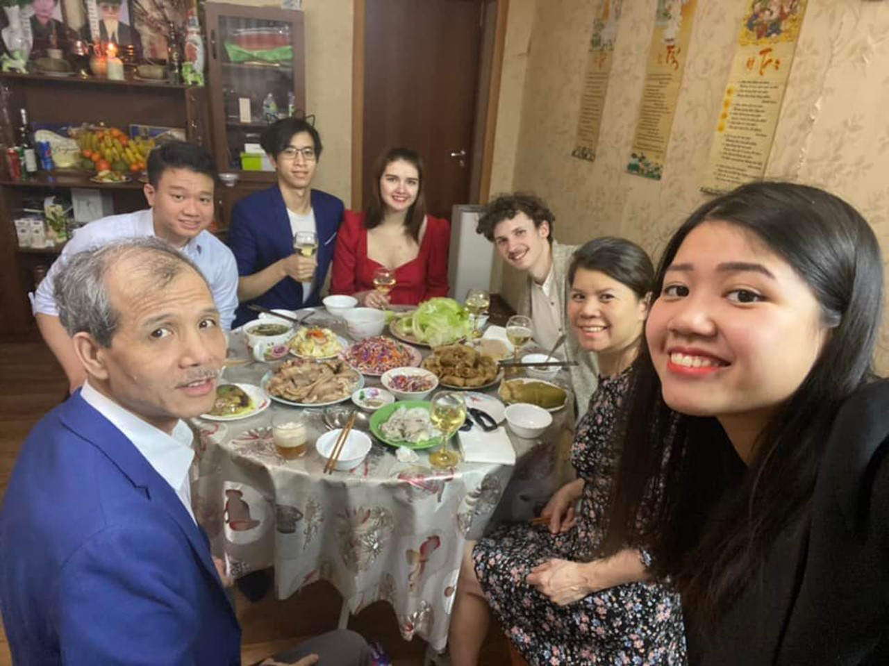 CUỘC THI VIẾT HƯƠNG VỊ TẾT:  B&aacute;nh chưng Việt theo bước người xa xứ - Ảnh 2.