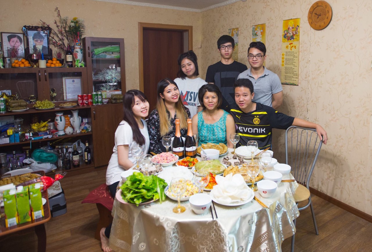 CUỘC THI VIẾT HƯƠNG VỊ TẾT:  B&aacute;nh chưng Việt theo bước người xa xứ - Ảnh 3.
