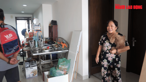 VIDEO: Người d&acirc;n chung cư 440 Trần Hưng Đạo về nơi ở mới