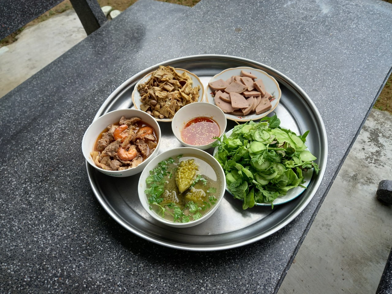 CUỘC THI VIẾT HƯƠNG VỊ TẾT: K&yacute; ức ngọt ng&agrave;o từ gian bếp nhỏ - Ảnh 3.