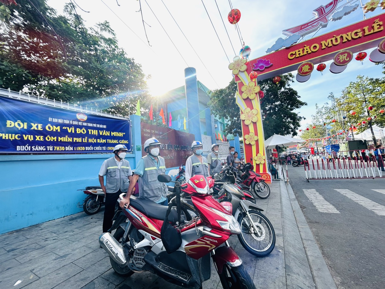 Lễ hội rằm th&aacute;ng Gi&ecirc;ng c&oacute; một kh&ocirc;ng hai ở B&igrave;nh Dương - Ảnh 18.