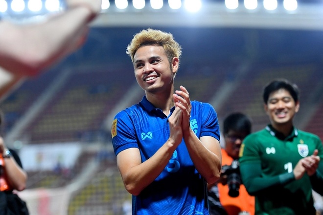 Son Heung-min đoạt Quả B&oacute;ng V&agrave;ng ch&acirc;u &Aacute; 2022 - Ảnh 3.