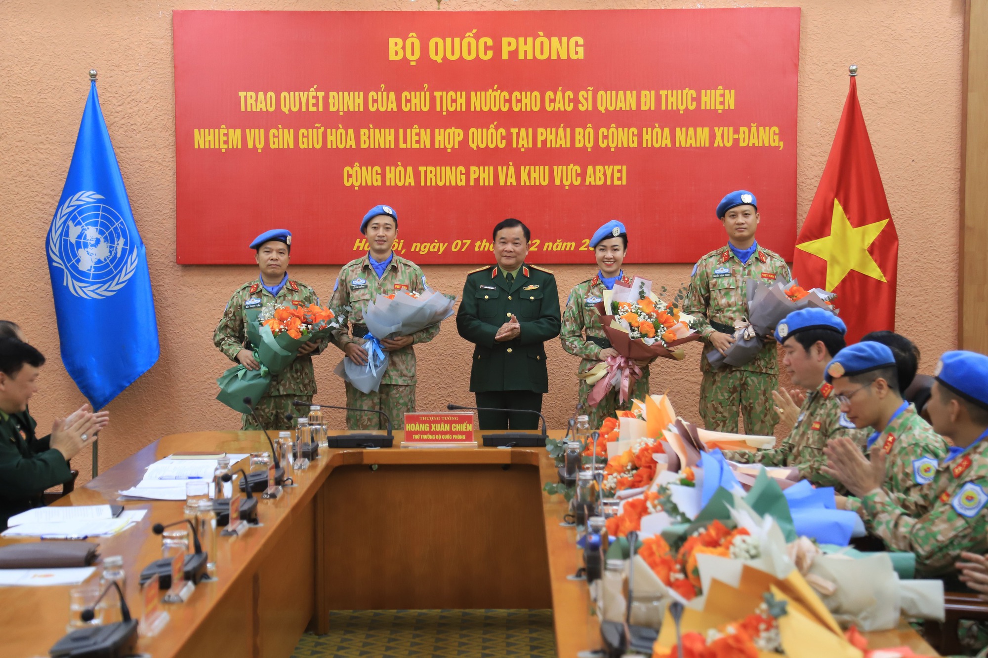 Sĩ quan cảnh s&aacute;t biển, bi&ecirc;n ph&ograve;ng l&agrave;m nhiệm vụ g&igrave;n giữ h&ograve;a b&igrave;nh Li&ecirc;n Hiệp Quốc - Ảnh 3.