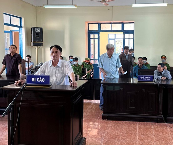 Vụ nguyên chủ tịch xã kêu oan: Khởi tố 2 nguyên kế toán