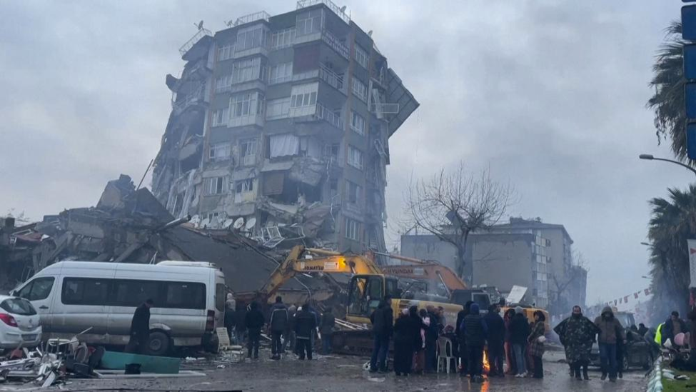 Thảm họa động đất: Dự b&aacute;o sốc về số nạn nh&acirc;n tử vong ở Thổ Nhĩ Kỳ v&agrave; Syria - Ảnh 1.