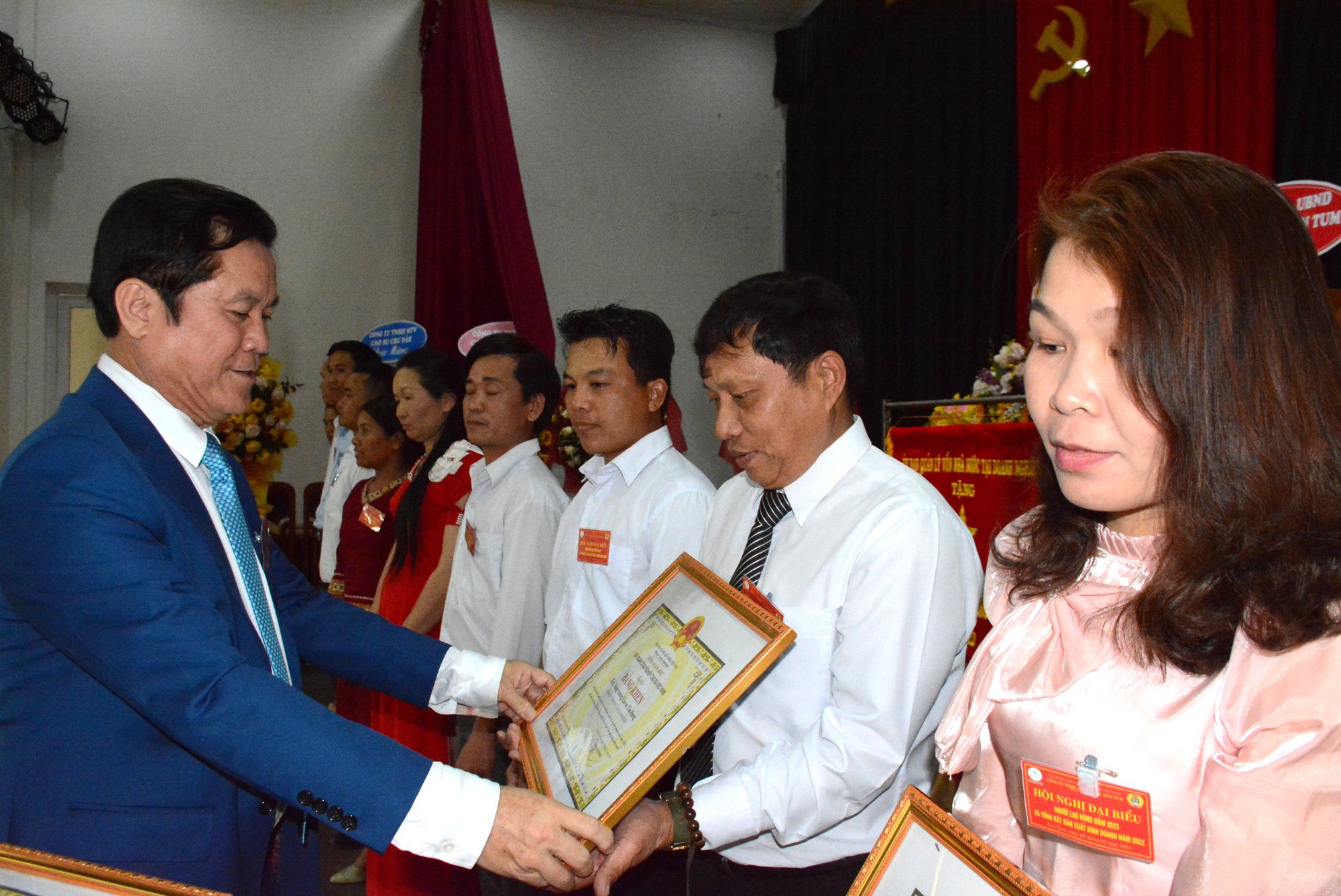 Cao su Chư Prông, Chư Sê khai thác vượt kế hoạch được giao