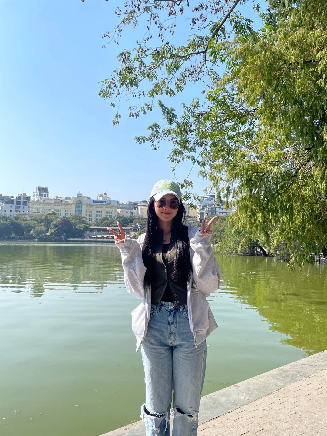 Loạt sao Hàn “du hí” Việt Nam - Ảnh 8.