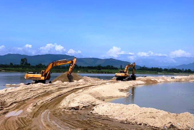Một "siêu" mỏ cát ở Quảng Ngãi được đấu giá lên đến 380 tỉ đồng