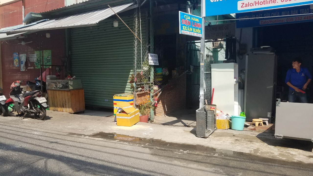 Phát hiện người đàn ông treo cổ ở Bình Tân, TP HCM