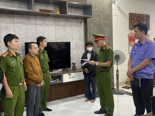 Đ&agrave; Nẵng: Trưởng ph&ograve;ng v&agrave; thủ quỹ Trường ĐH B&aacute;ch khoa thụt k&eacute;t hơn 86 tỉ đồng - Ảnh 1.