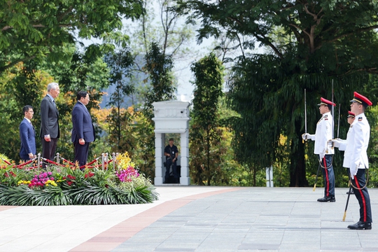 Lễ đ&oacute;n Thủ tướng Phạm Minh Ch&iacute;nh thăm ch&iacute;nh thức Singapore - Ảnh 2.