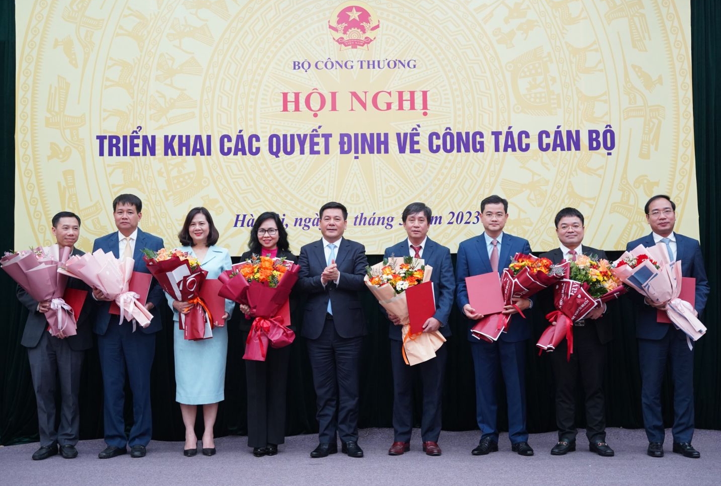 Bộ Công Thương điều động, bổ nhiệm hàng loạt lãnh đạo cục, vụ