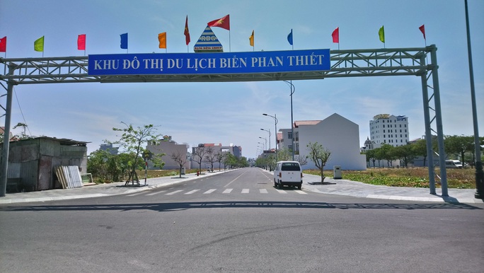 Khởi tố vụ &aacute;n li&ecirc;n quan Khu Đ&ocirc; thị du lịch biển của Tập đo&agrave;n Rạng Đ&ocirc;ng - Ảnh 2.