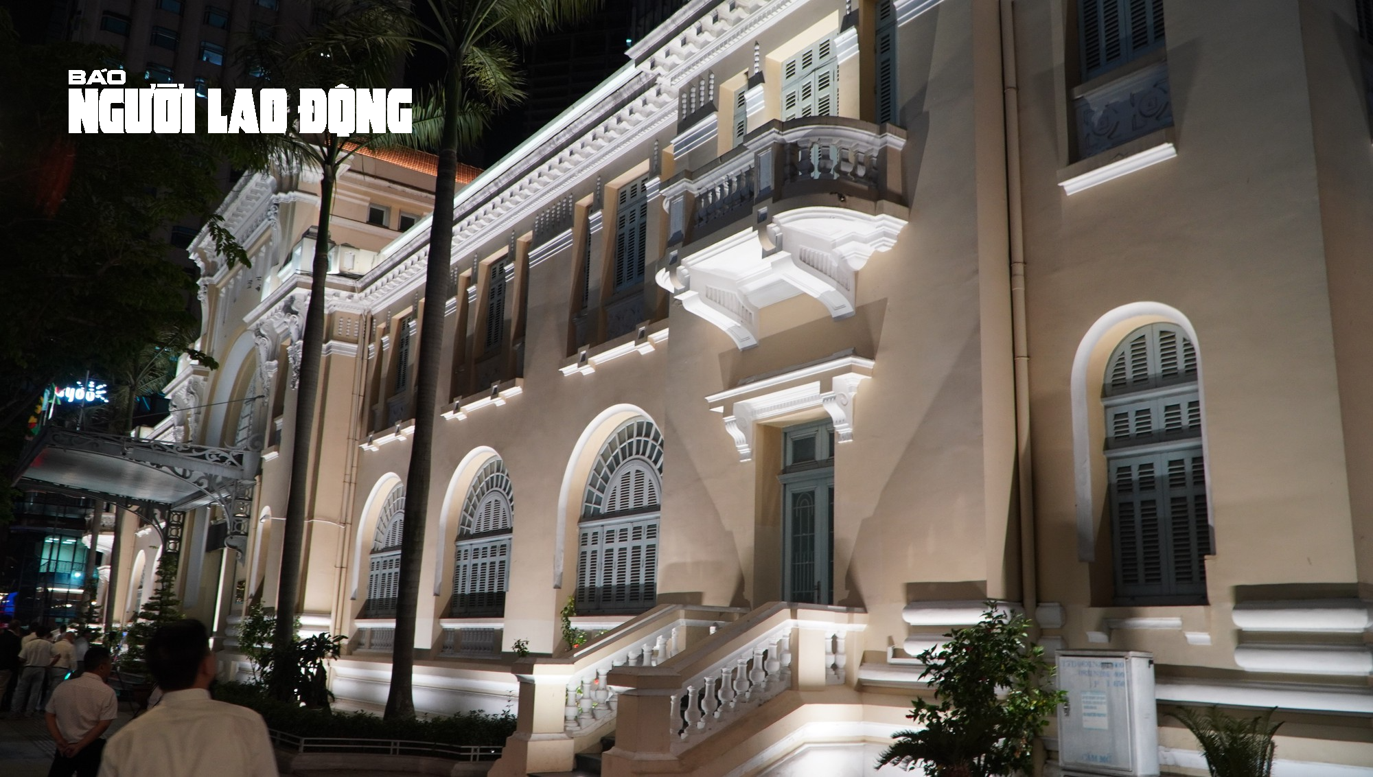 Kh&aacute;nh th&agrave;nh C&ocirc;ng tr&igrave;nh chiếu s&aacute;ng mỹ thuật t&ograve;a nh&agrave; Kho bạc Nh&agrave; nước TP HCM - Ảnh 5.
