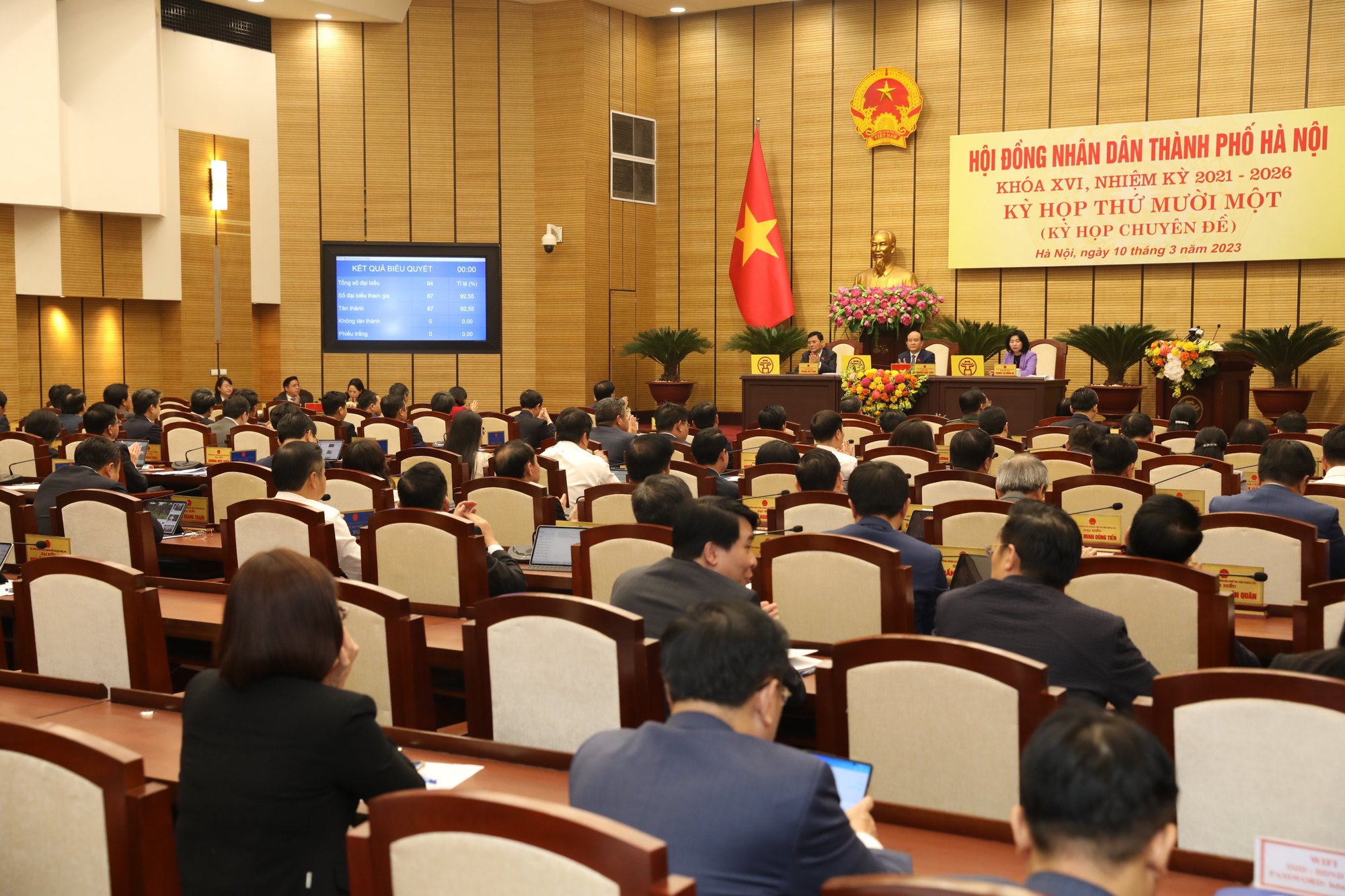 Hà Nội có tân nữ Phó Chủ tịch UBND TP 51 tuổi - Ảnh 4.