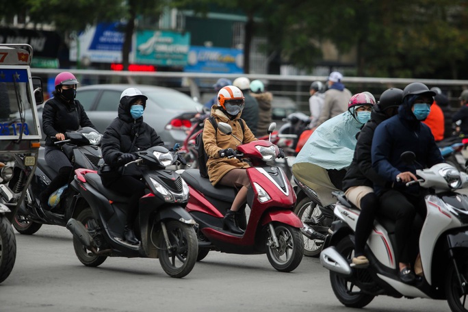 Không khí lạnh mạnh tràn về, Bắc Bộ và Trung Bộ chuyển rét