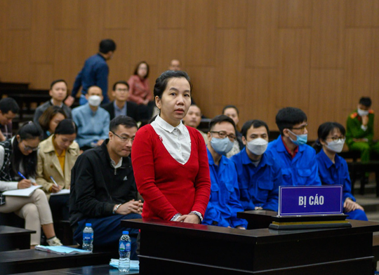 Vụ lừa hơn 430 tỉ đồng 3 ngân hàng: Màn đối chất giữa siêu lừa đảo và vị đại gia đất Hà Thành - Ảnh 1.