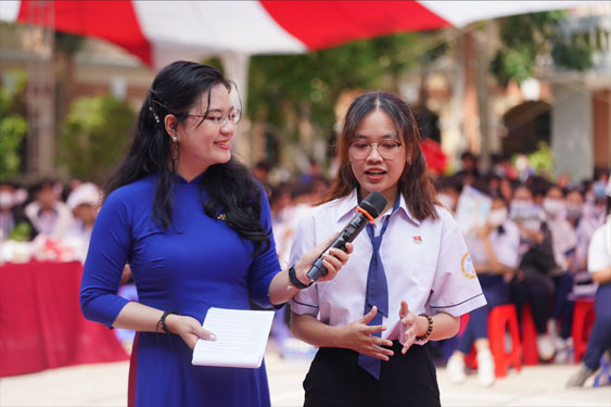 Đưa trường học đến th&iacute; sinh 2023 tại S&oacute;c Trăng: Giải cơn kh&aacute;t th&ocirc;ng tin hướng nghiệp - Ảnh 2.