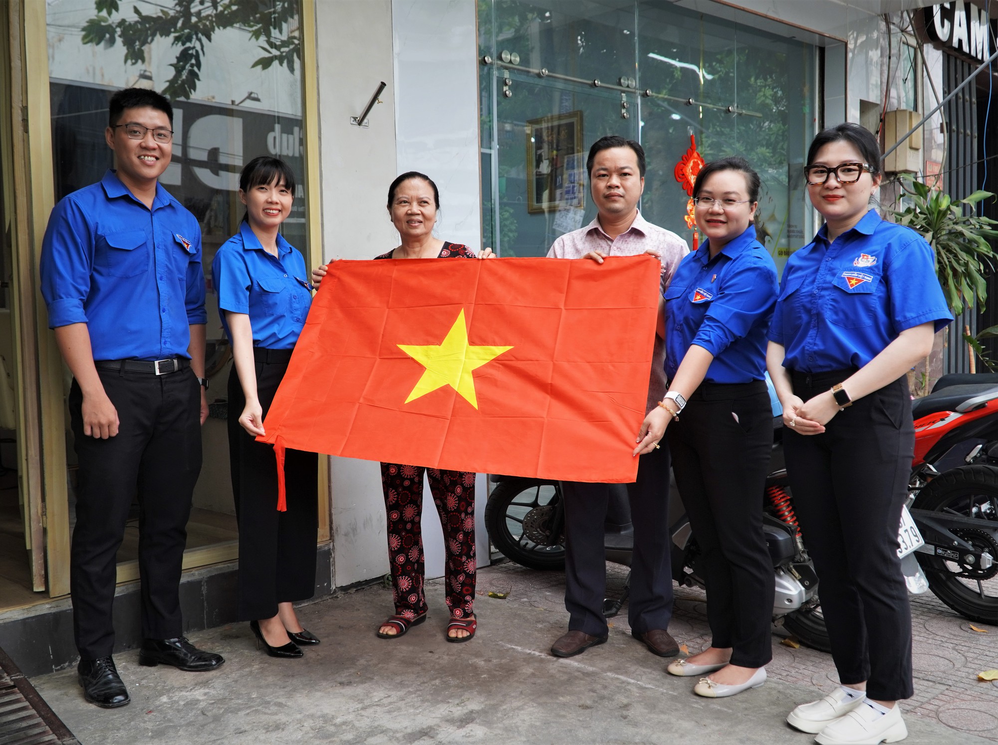 Tự hào Đường cờ Tổ quốc ở TP Thủ Đức - Ảnh 8.