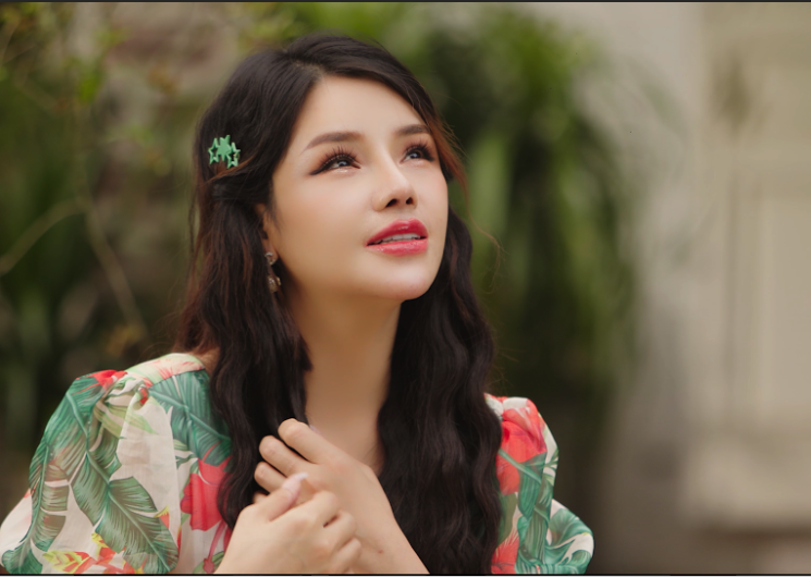 Á quân Thần tượng Bolero Tô Ngọc Hà chuyển "màu" âm nhạc