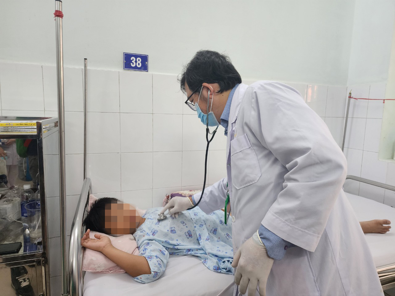 Tìm lại giới tính cho con