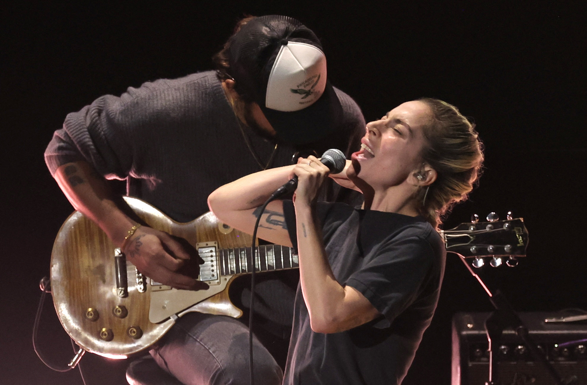 Lady Gaga g&acirc;y sốt tr&ecirc;n mạng sau lễ trao giải Oscar 2023 - Ảnh 7.