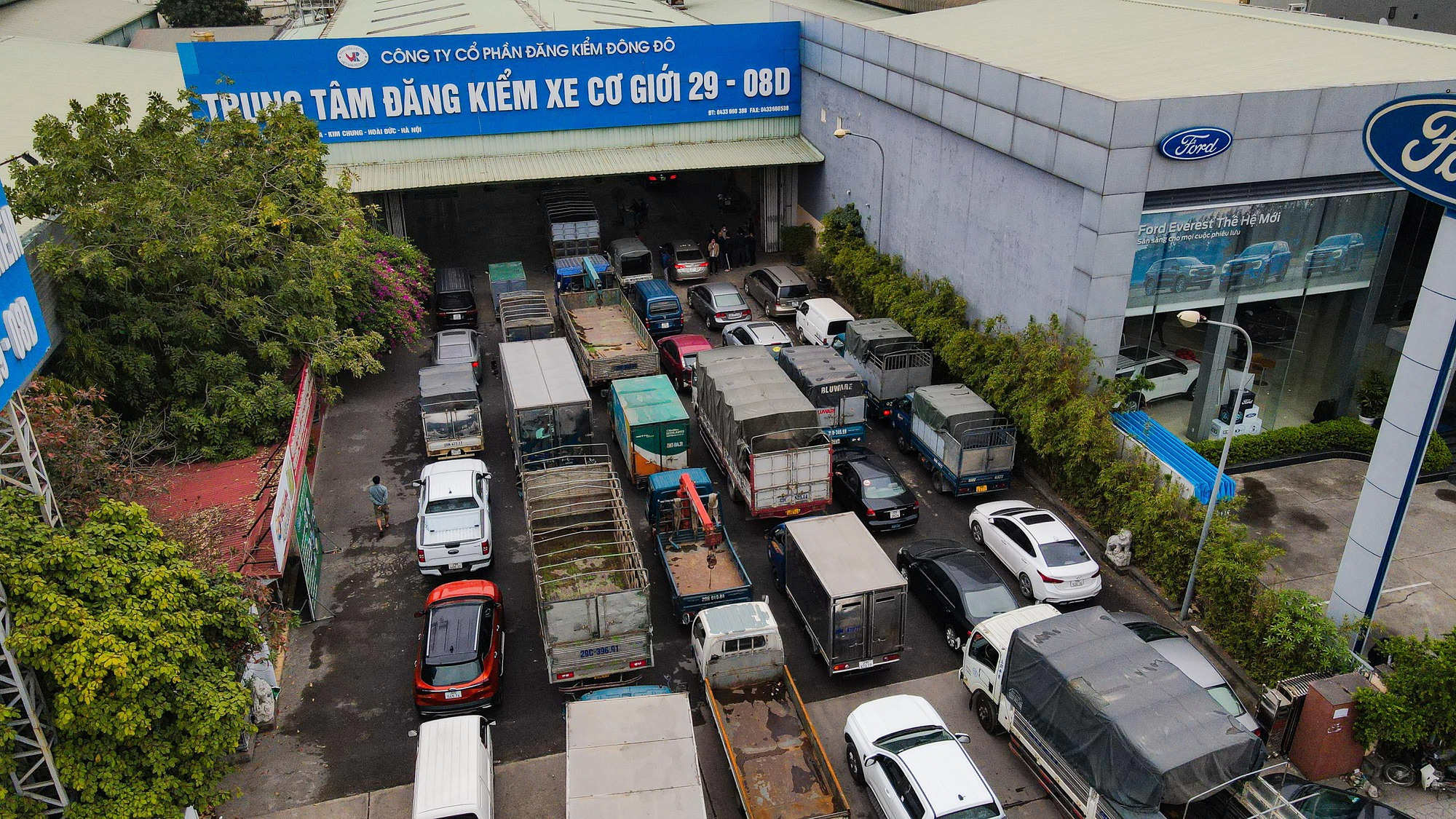 Th&ecirc;m 1 trung t&acirc;m đăng kiểm ở H&agrave; Nội bị kh&aacute;m x&eacute;t - Ảnh 2.