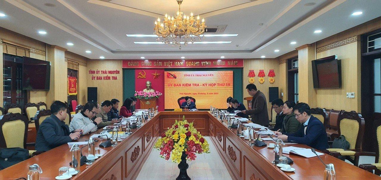Kỷ luật một loạt c&aacute;n bộ tỉnh - Ảnh 1.