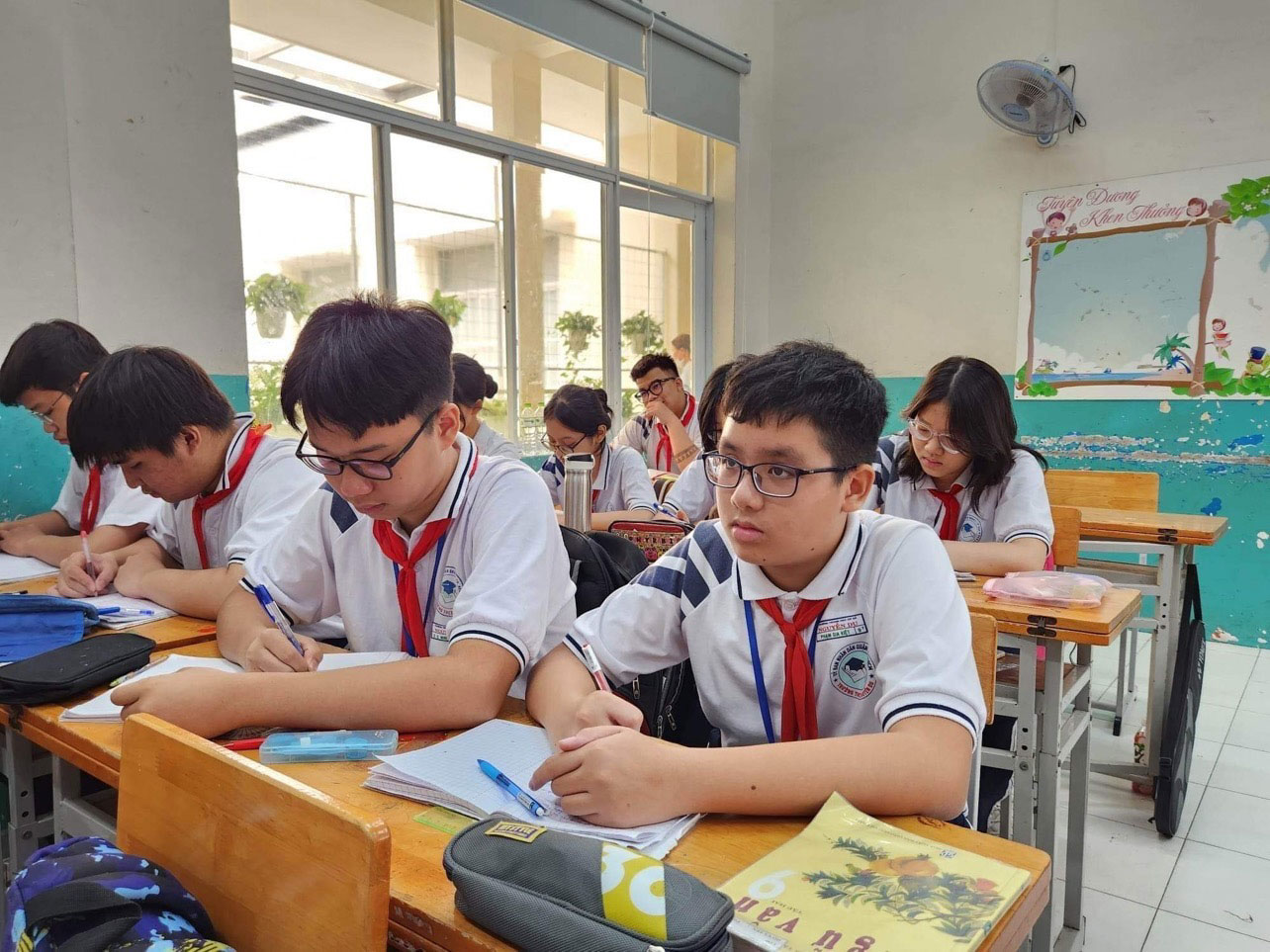 Đổ xô thi chứng chỉ tiếng Anh để xét tuyển vào lớp 6