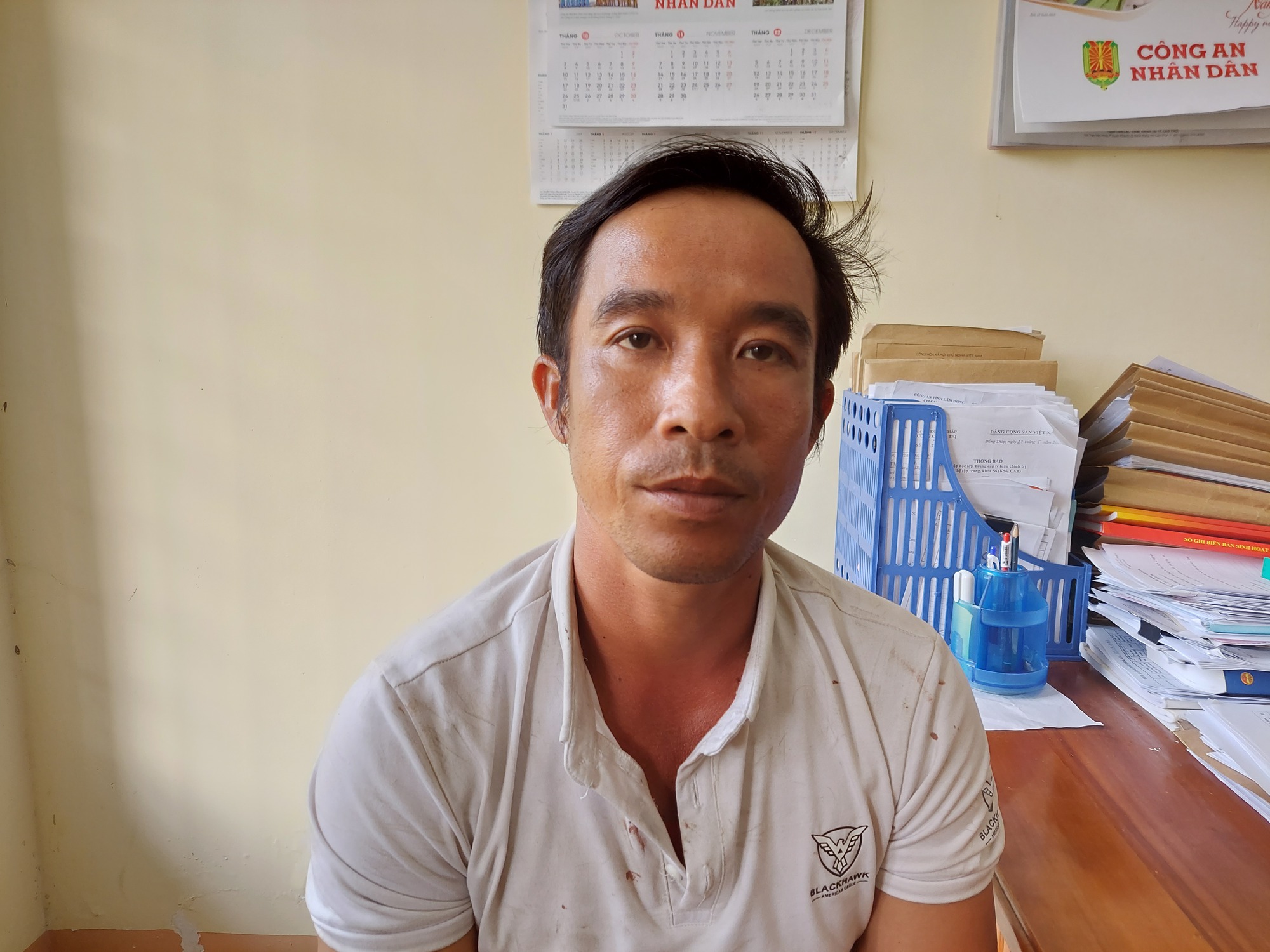 Uống rượu xong, tìm CSGT kiếm chuyện