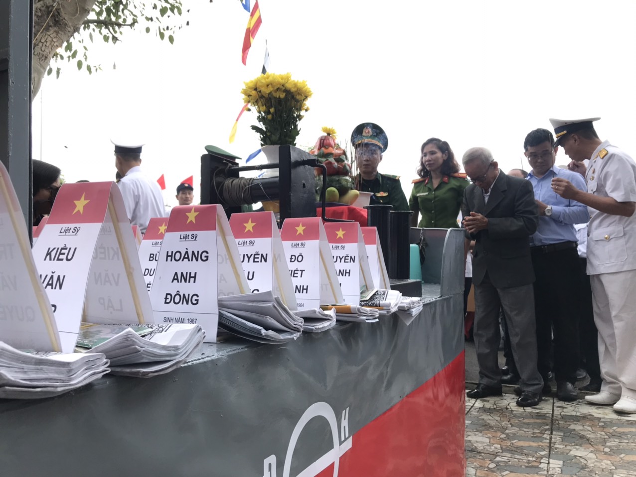 Đà Nẵng: Tưởng niệm 64 cán bộ, chiến sĩ Hải quân hy sinh tại Gạc Ma
