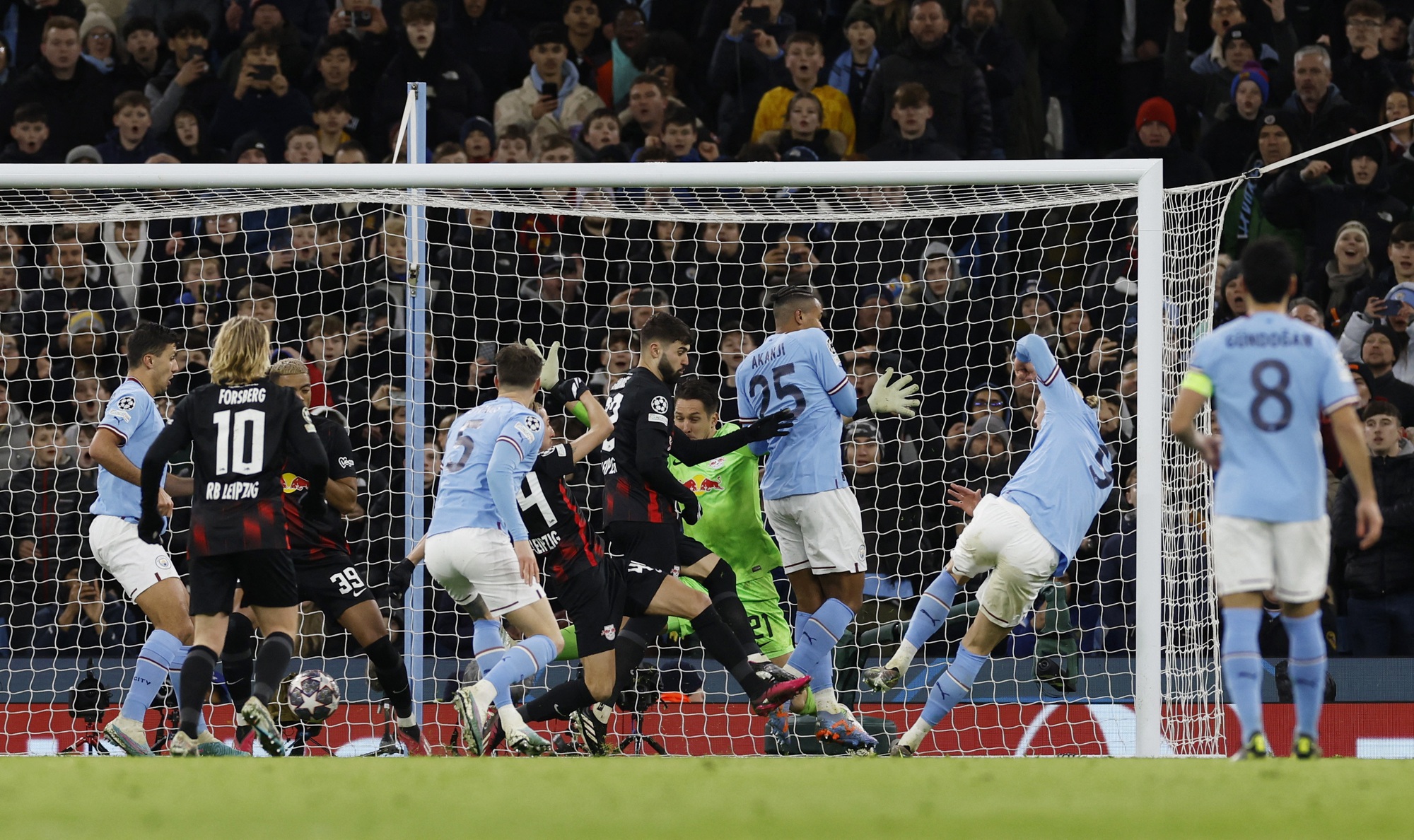 Haaland b&ugrave;ng nổ 5 b&agrave;n, Man City thắng hủy diệt RB Leipzig 7-0 - Ảnh 3.