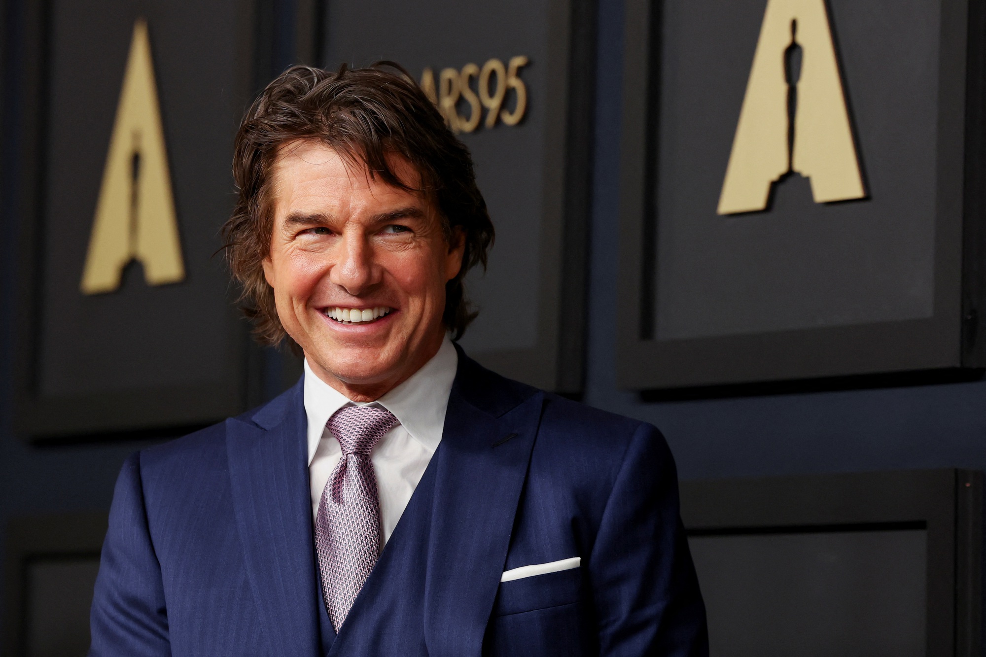 Tom Cruise phủ nhận tin đồn
