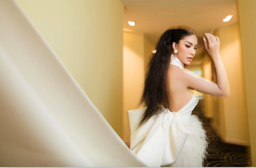 Hoa hậu h&agrave;ng kh&ocirc;ng Loan Vương khoe nhan sắc rạng ngời - Ảnh 2.