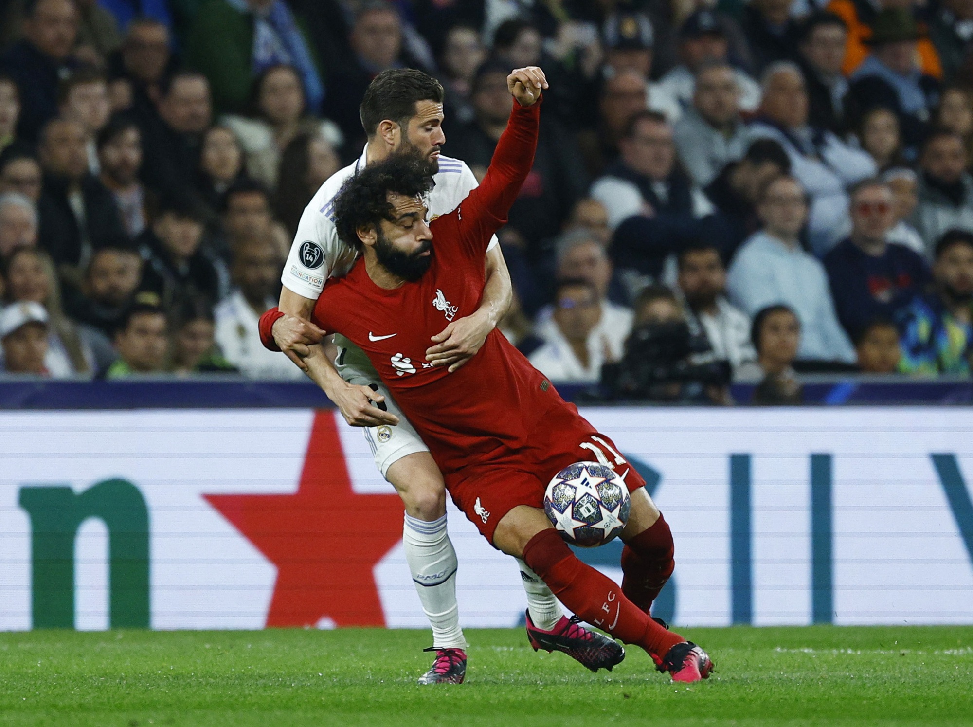 Benzema lập đại c&ocirc;ng, Real Madrid thẳng tay loại Liverpool ở Champions League - Ảnh 1.