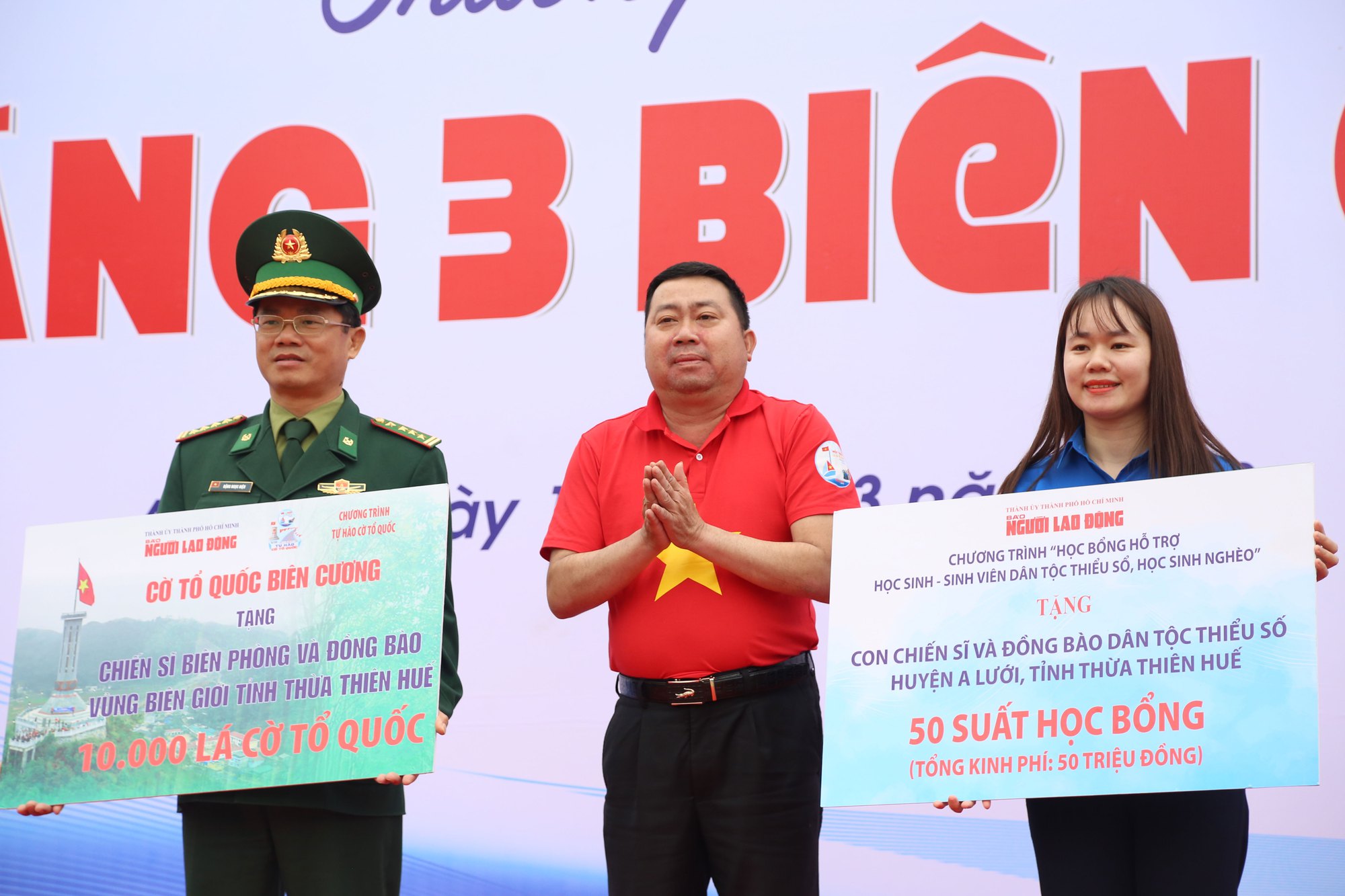 Cờ Tổ quốc tô thắm biên cương